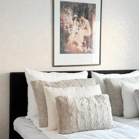 Santa's Secret Varpu By Booklapland *